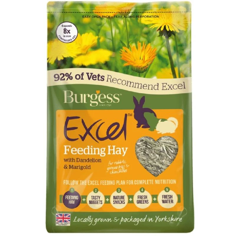 Excel Feeding Hay with Dandelion & Marigold